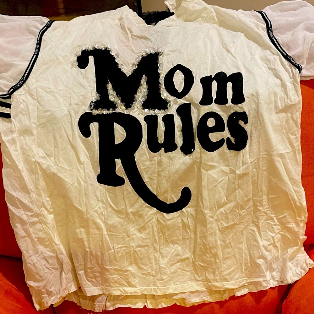 Mom Rules cotton top